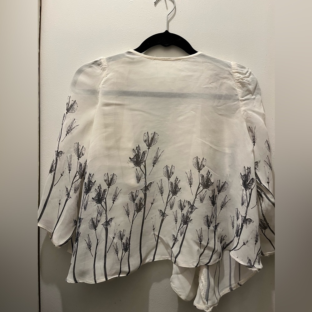 New look sheer floral lightweight jacket - Picture 2 of 2